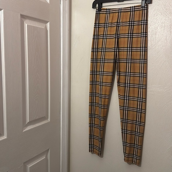 Pants - Tan leggings